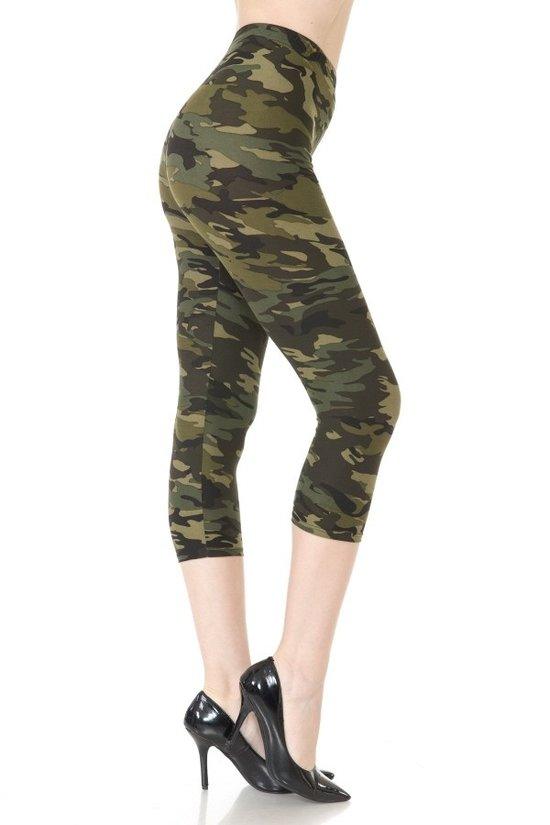Multi-color Print, Cropped Capri Leggings In A Fitted Style With A Banded High Waist. - Kreative Passions